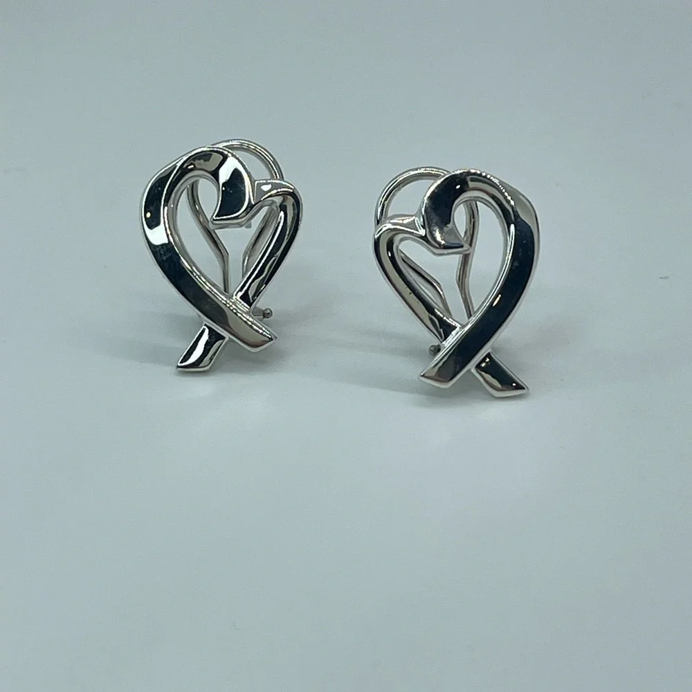 Tiffany & Co. Vintage Large Paloma Picasso Loving Heart Earrings - Picture 2 of 16
